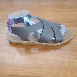 Muk Luks Womens Sandals SZ 10 Brown Faux‎ Leather Slingback  w/Floral